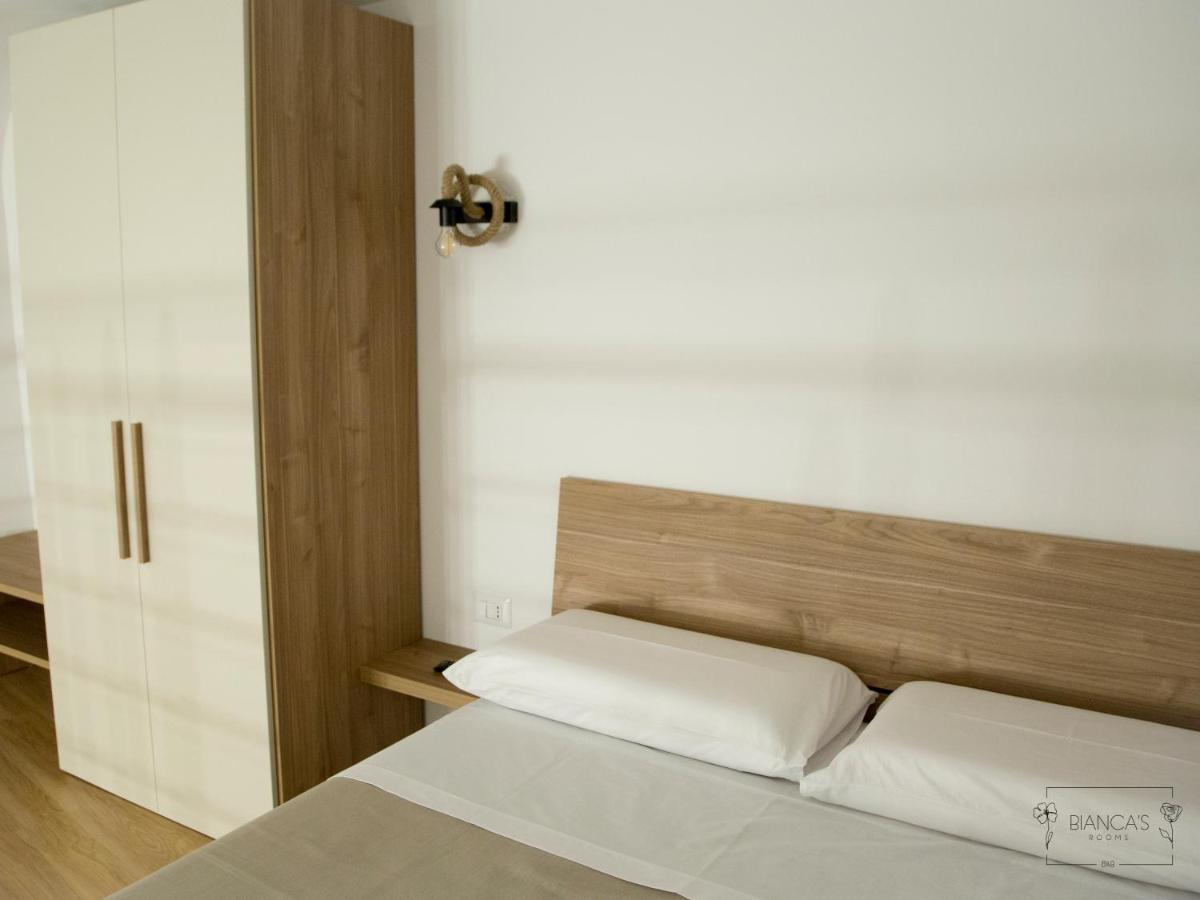 Bianca'S Rooms Trani Esterno foto